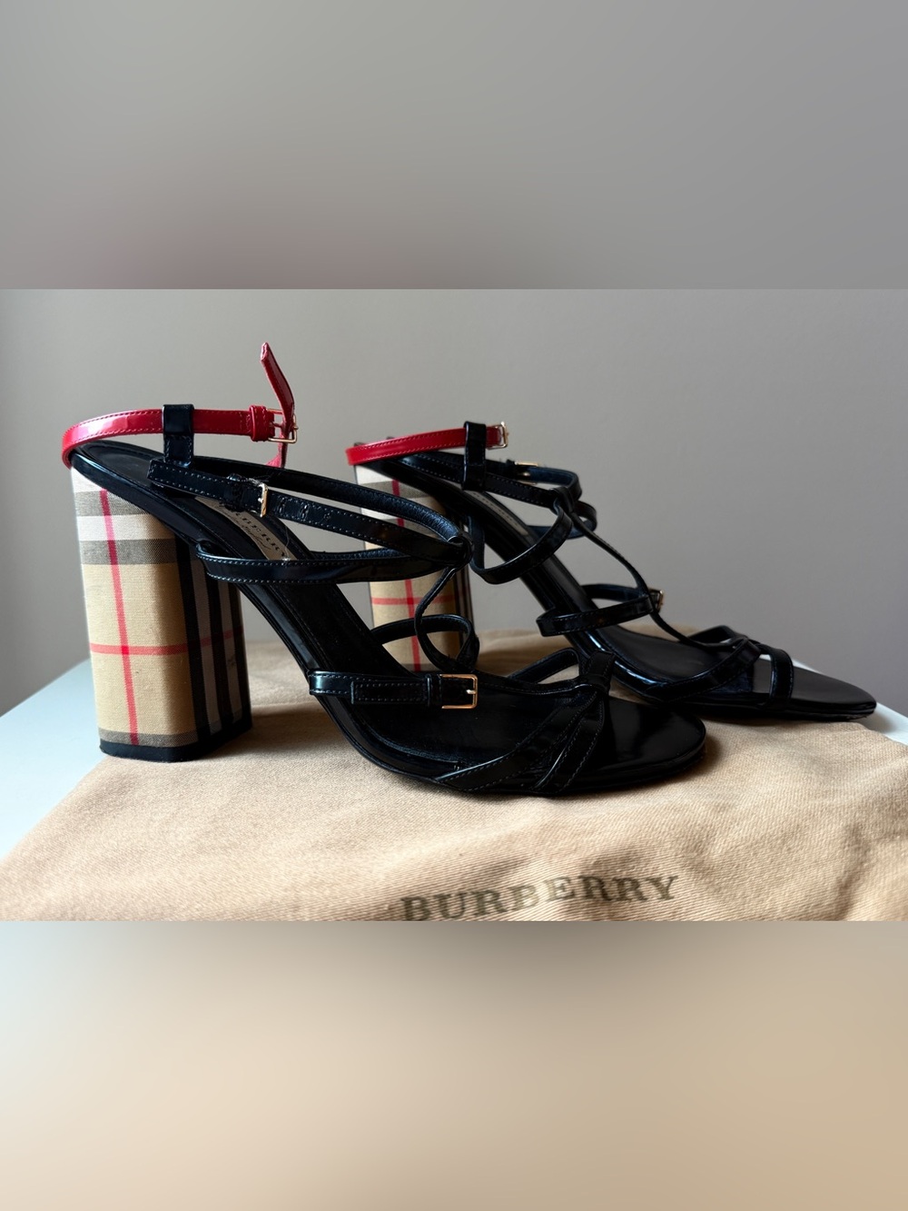 Burberry Black Patent Leather Strappy Sandals with Red Ankle Accent